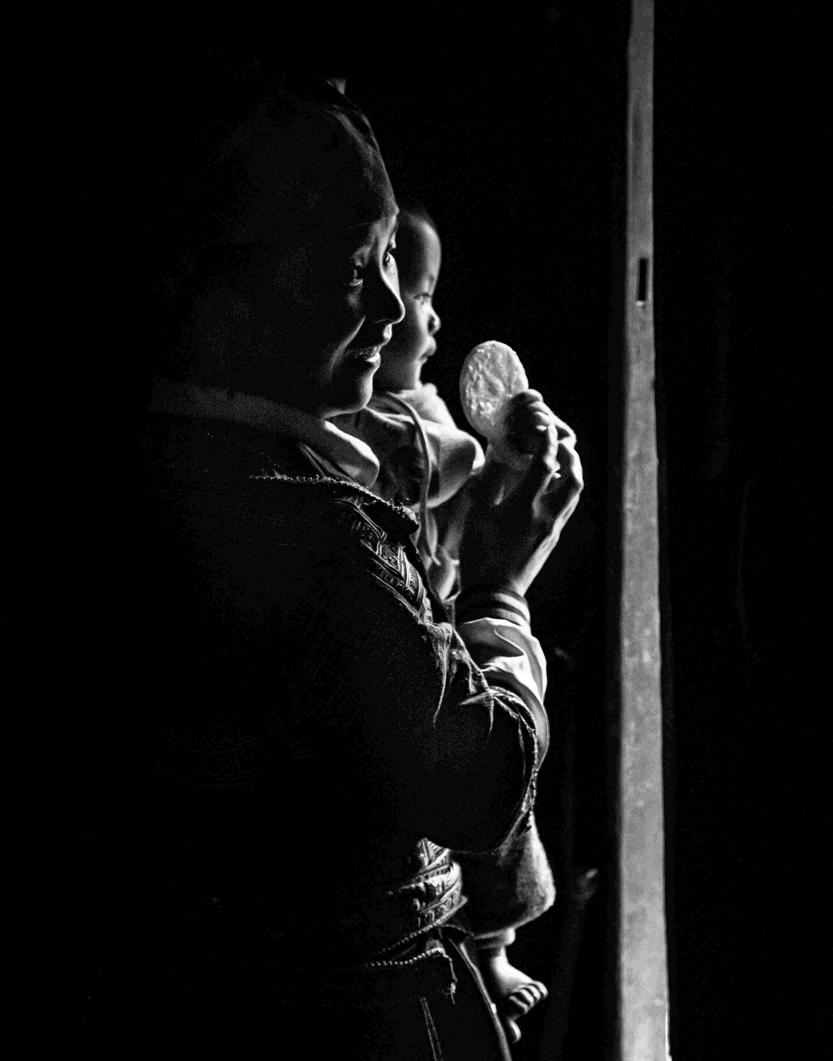 몽족 엄마와 아들.jpg